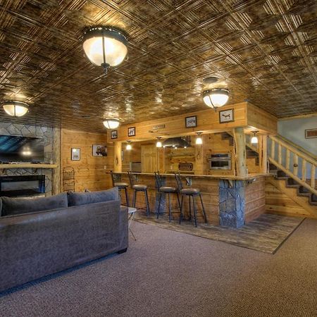 קאסטר Eagle Pine Lodge מראה חיצוני תמונה
